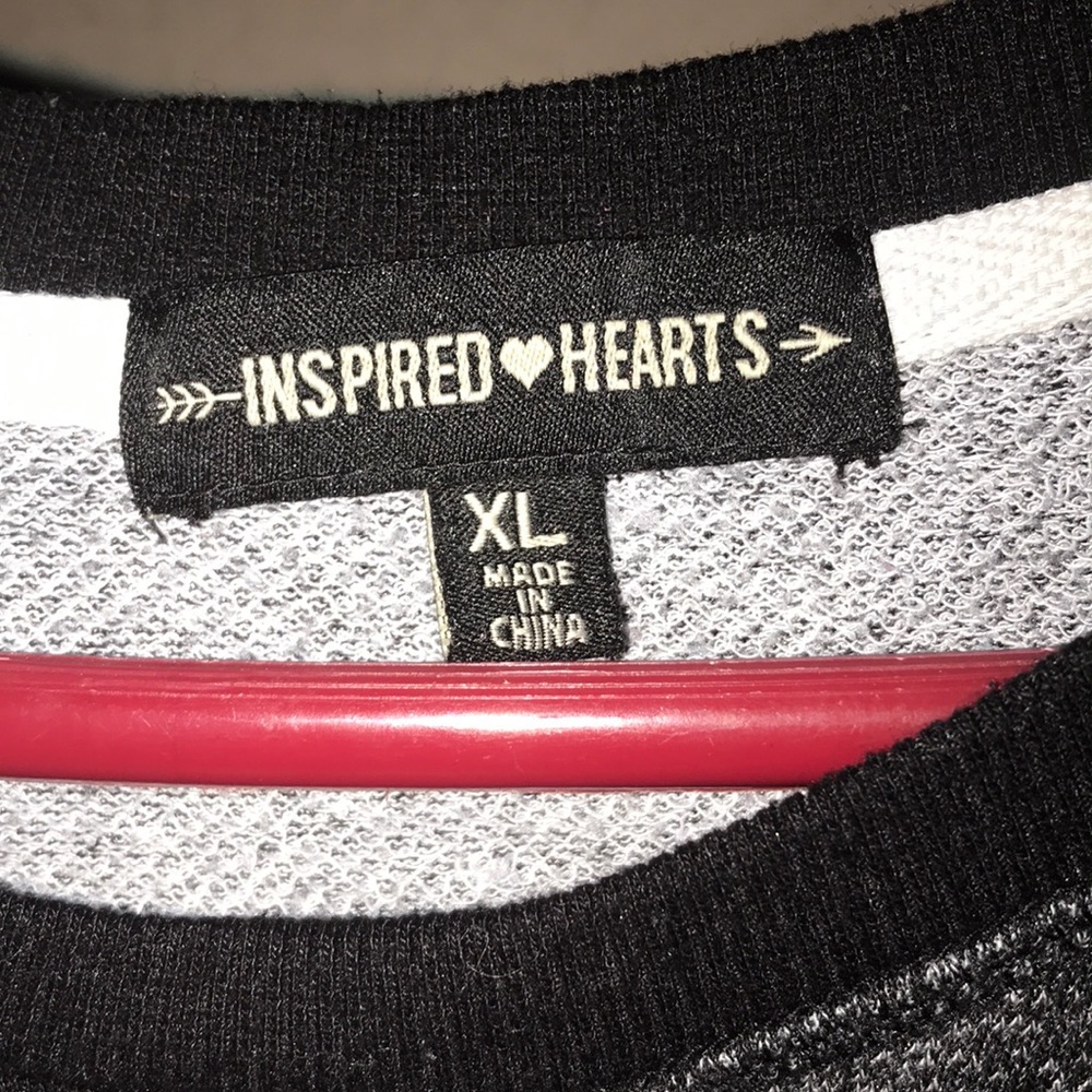 Love Sweater - Picture 3 of 4